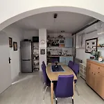 Apartments With A Parking Space Makarska - 6784